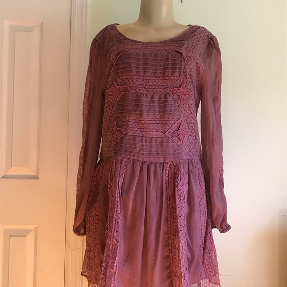 Free People Dresses & Skirts - Free people beautiful Detailed mini Dress
